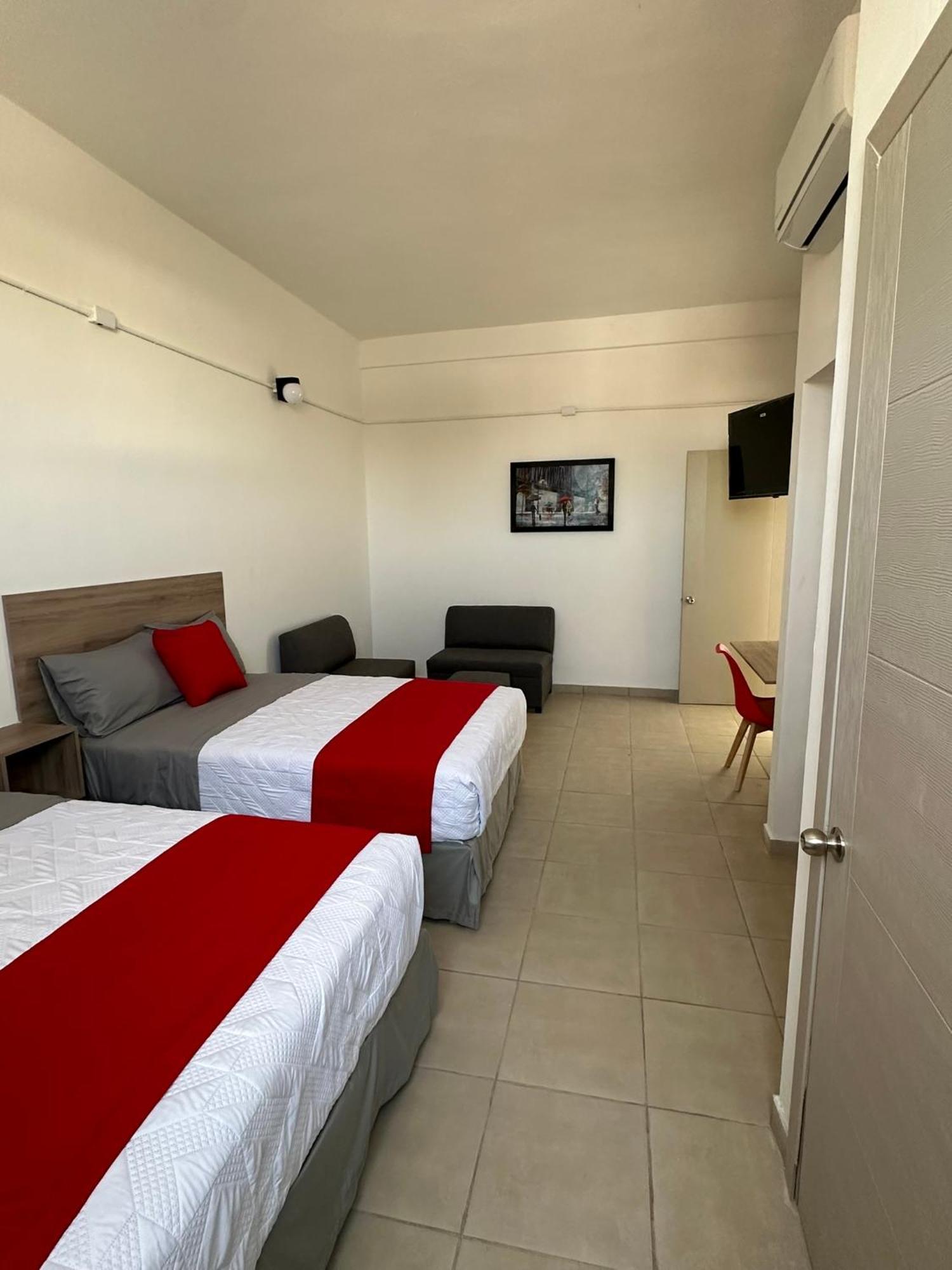 Hotel Plaza Centenario Juan Aldama Eksteriør bilde
