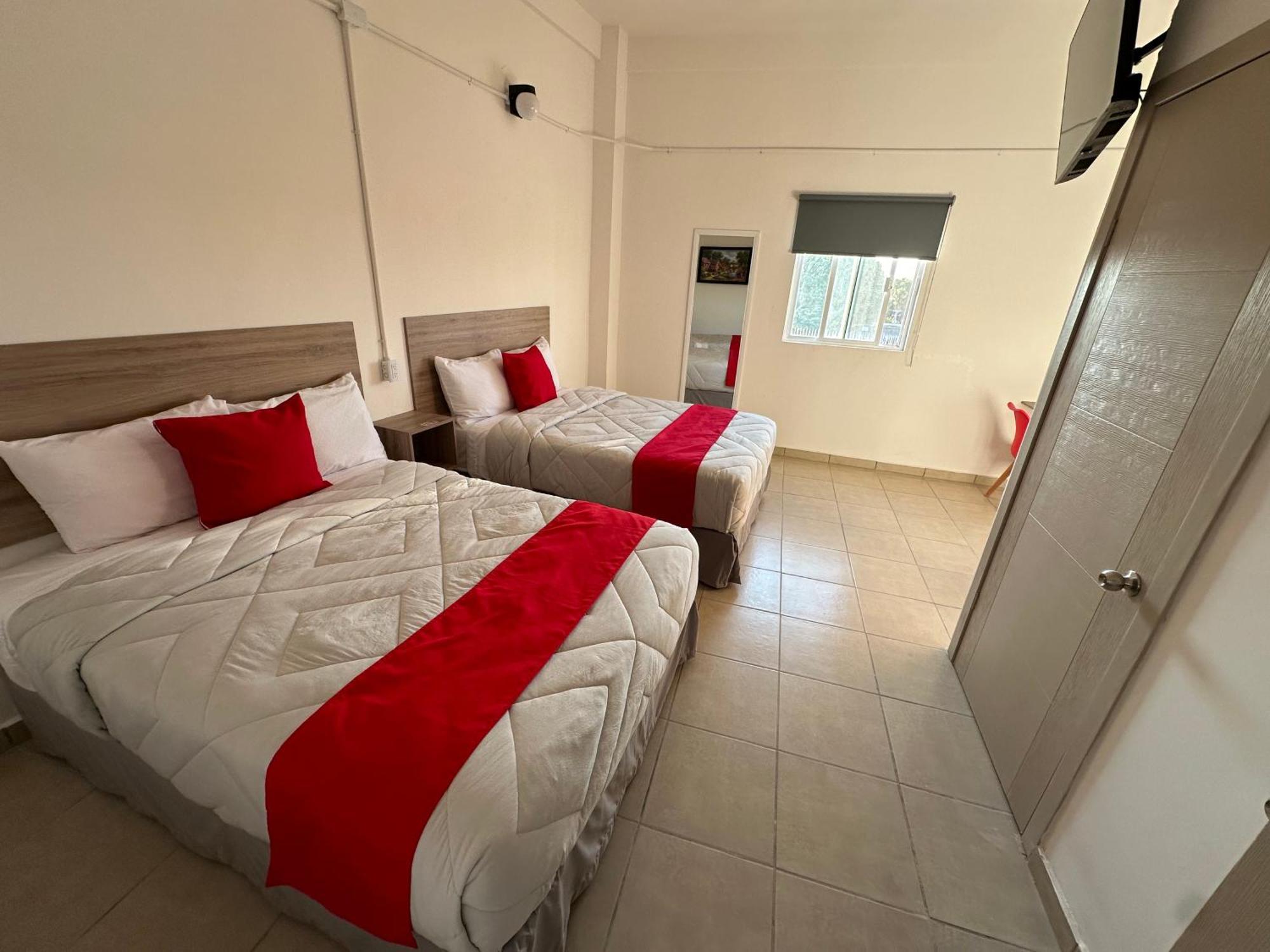 Hotel Plaza Centenario Juan Aldama Eksteriør bilde
